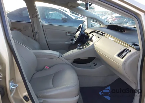 2010 Toyota Prius Iv z USA, uszkodzony, nr VIN JTDKN3DU6A1280348